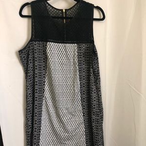 Sleeveless dress